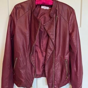 Women's Calvin Klein faux leather, moto style jacket in burgundy, Size Small